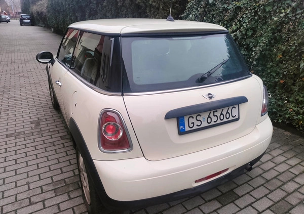 MINI ONE cena 17900 przebieg: 105000, rok produkcji 2011 z Warszawa małe 106